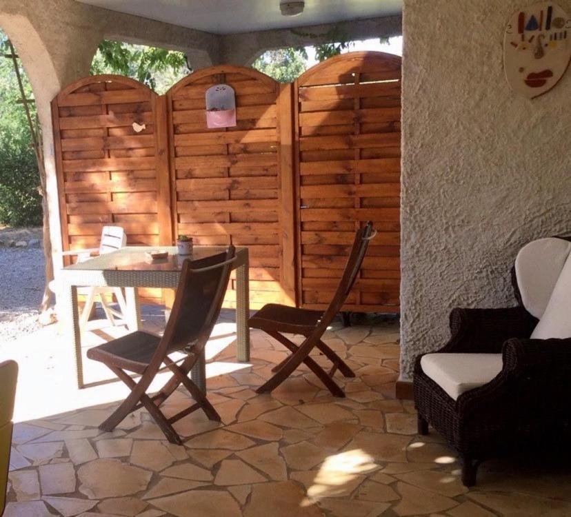 Le Patio Fleuri Hotell Lorgues Exteriör bild